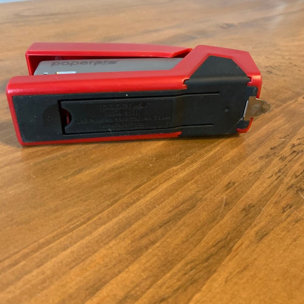 PaperPro Compact Stapler Spring Powered Red Plastic Model 3000 Desktop Injoy - Picture 9 of 10